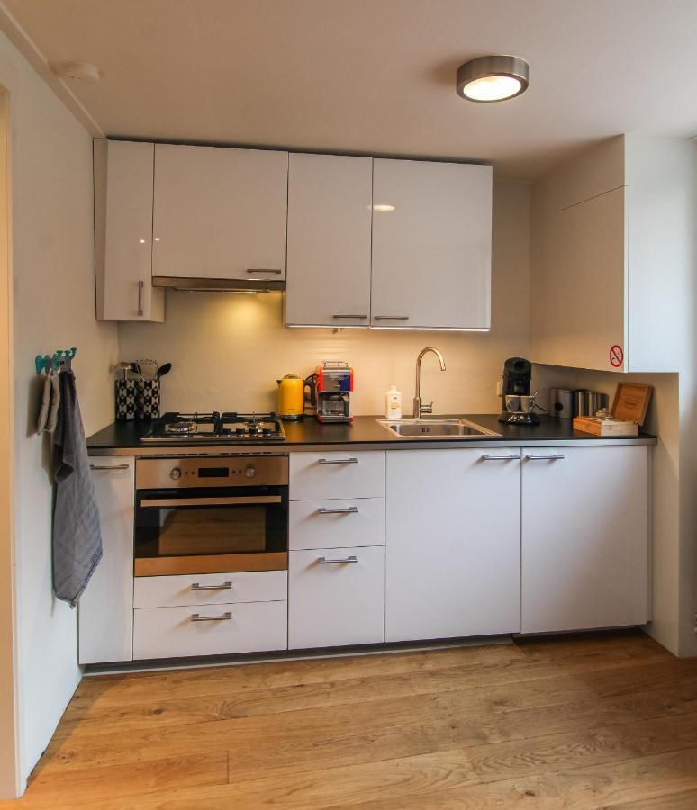Loge 10 Free Parkingspot - Shippershouse With Kitchen And Bar Apartment Groningen Bagian luar foto