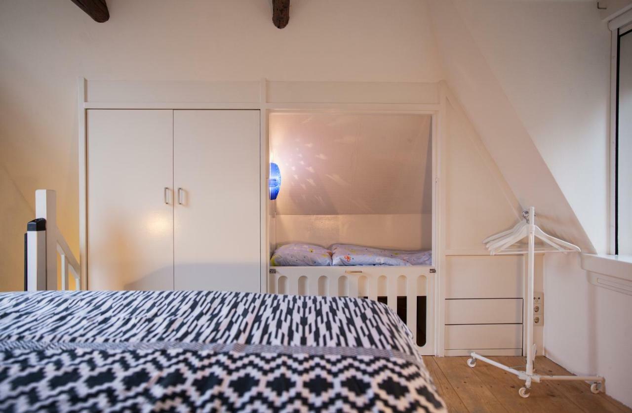 Loge 10 Free Parkingspot - Shippershouse With Kitchen And Bar Apartment Groningen Bagian luar foto